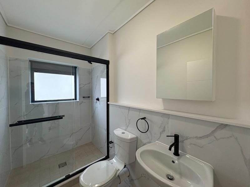To Let 1 Bedroom Property for Rent in Richwood Western Cape